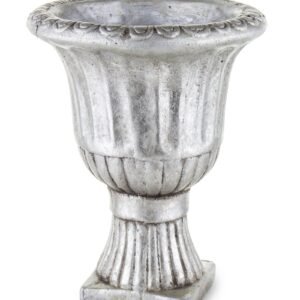 Sidabro spalvos vaza ant kojeles